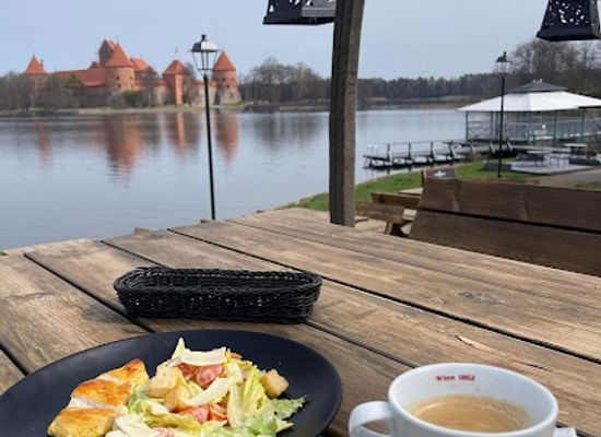 lithuania/trakai-island-castle/bar/karaliskas-sodas