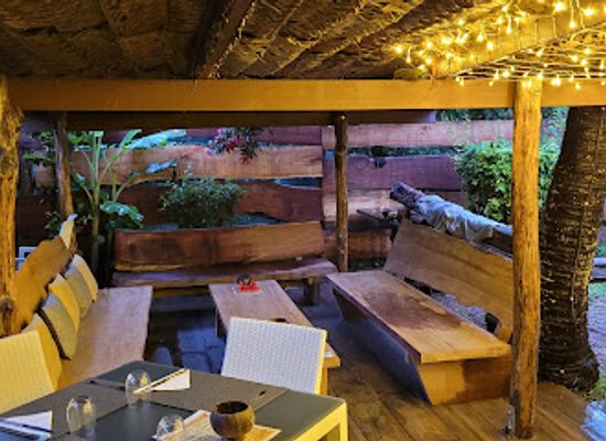 french-polynesia/moorea/bar/o2-coco-bar-restaurant