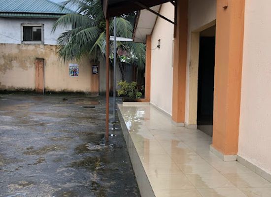 nigeria/uyo/shelter-afrique/bar/unique-gardens-and-resort