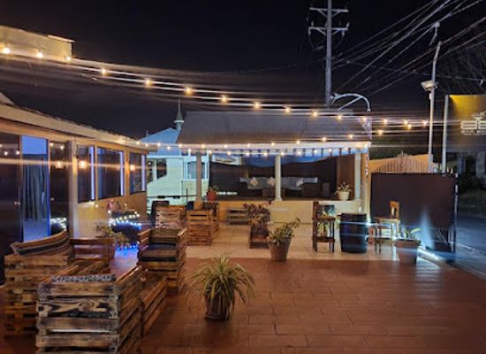 trinidad-and-tobago/buccoo-reef/bar/the-bar-boss-cocktail-lounge