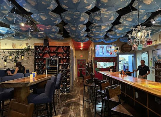florida/gold-coast/bar/chez-vincent-wine-bar