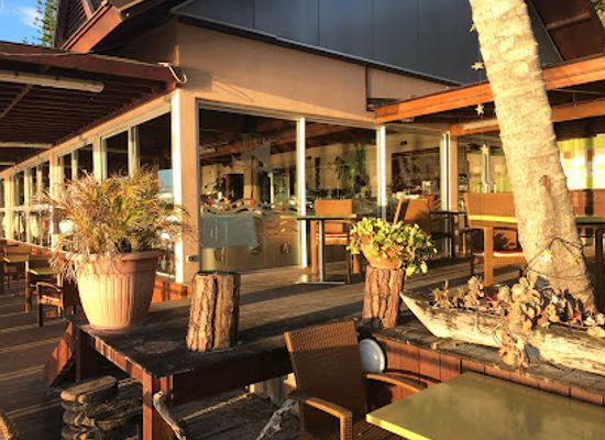 new-caledonia/isle-of-pines/bar/restaurant-les-trois-nautiles
