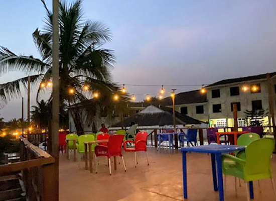 ghana/takoradi/bar/coconut-bay