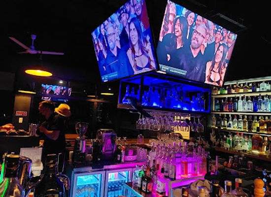 philippines/western-visayas/bar/monkey-business-sports-bar
