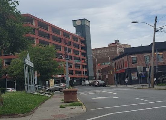 new-jersey/paterson-great-falls-national-historical-park/bar/la-fuente-bar