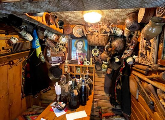 ukraine/vorokhta/bar/zlatohora