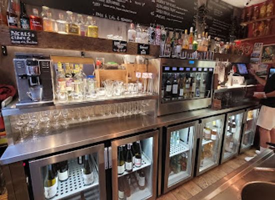 france/versailles/chateau-de-versailles/bar/l-equilibre-bar-a-vins-et-tapas
