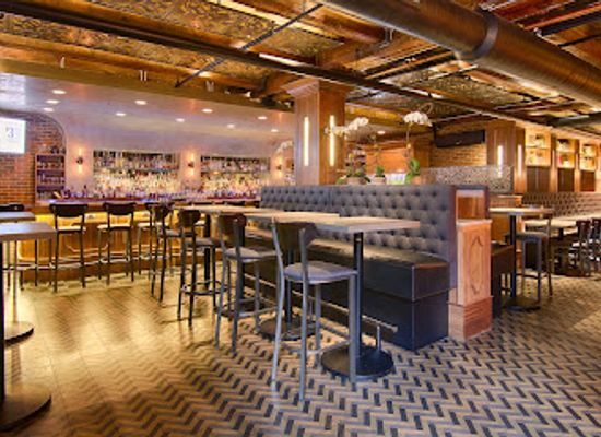 illinois/chicago/river-north/bar/the-franklin-room