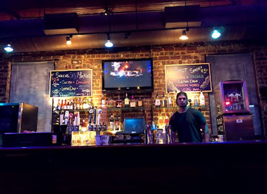 missouri/west-central-missouri/bar/sky-music-lounge