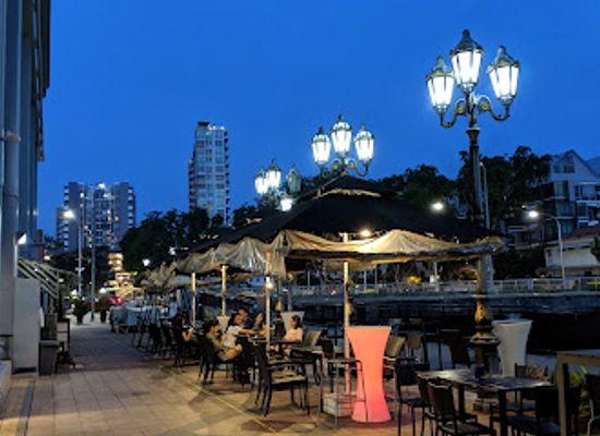 singapore/geylang/bar/merdandy-bar-cafe