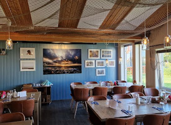 norway/finnmark/bar/bugoynes-bistro