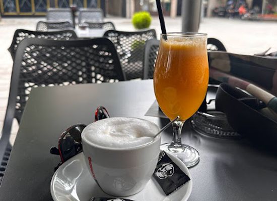 montenegro/mount-bjelasica/bar/cafe-bar-marx