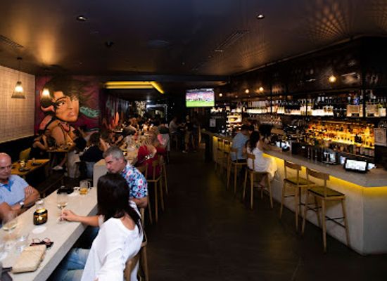 australia/sunshine-coast/bar/backlane-bar-and-street-food