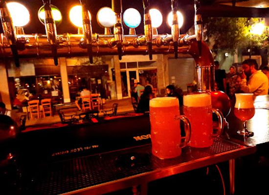 cyprus/nicosia/bar/cheers-bar