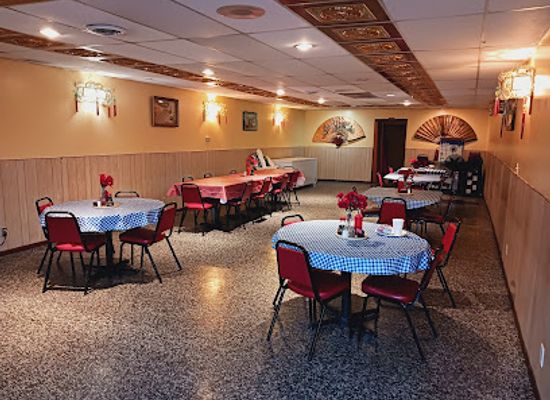 illinois/illinois-beach-state-park/bar/lung-fung-restaurant
