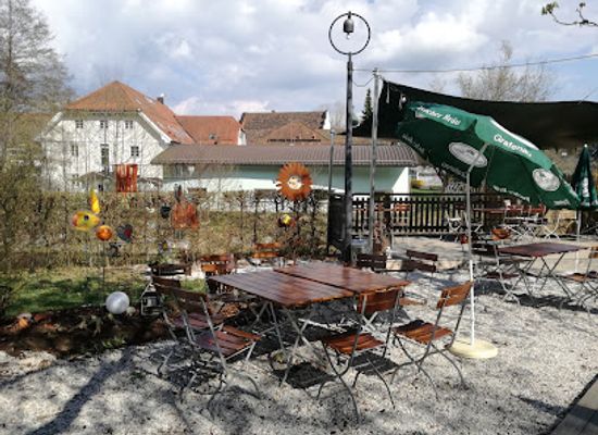 germany/bavarian-forest-national-park/bar/braustuberl-biergarten