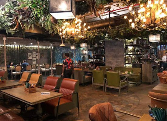india/east-india/bar/the-drunken-botanist