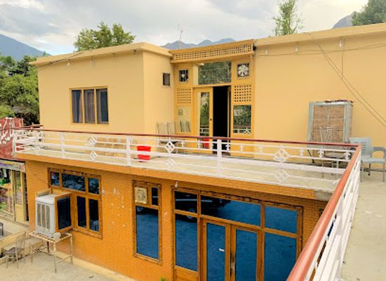 pakistan/fairy-meadows/bar/fairy-meadows-inn-hotel-nasir-restaurant