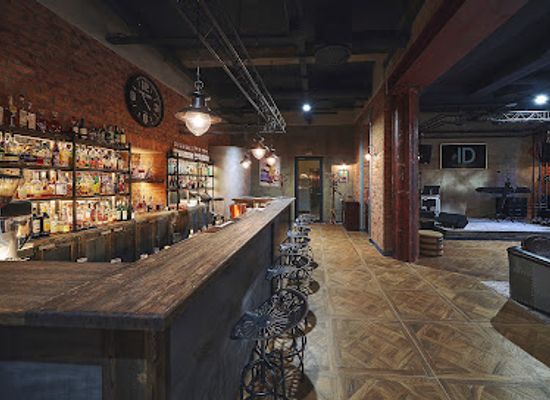 czechia/karlovy-vary/bar/id-bar-and-restaurant