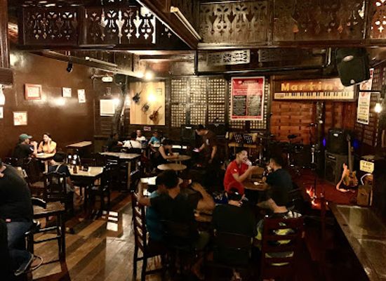 philippines/bohol/tagbilaran-city/bar/martin-s-music-resto-bar