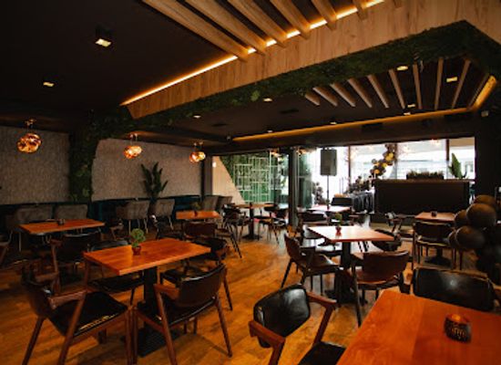 albania/shkodra-highlands/bar/oro-lounge