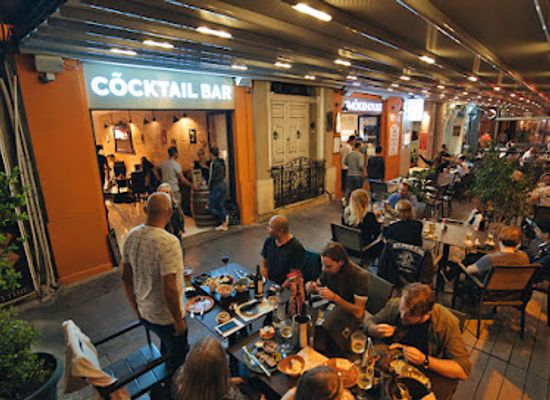 malta/gzira/bar/cocktail-bar