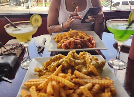 trinidad-and-tobago/st-mary/bar/the-minibar-on-the-avenue