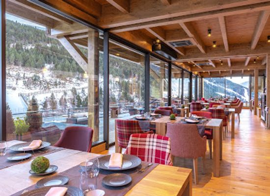 andorra/soldeu/bar/restaurant-sol-i-neu-club-hermitage