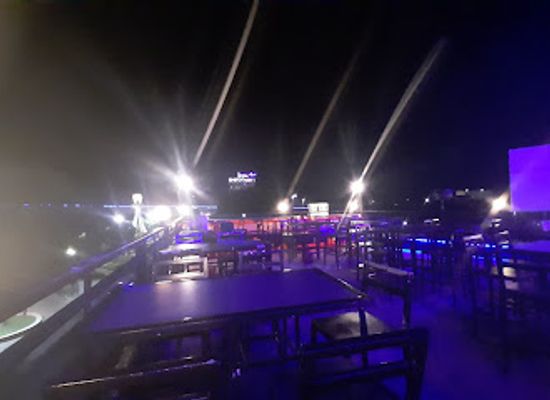cambodia/kampong-cham/bar/taurus-bar