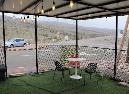 oman/jebel-akhdar/bar/mountain-burger