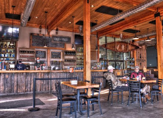 minnesota/gunflint-trail/bar/voyageur-brewing-company