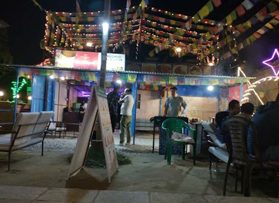 nepal/pokhara/gupteshwor-cave/bar/sangchhu-khaja-ghar