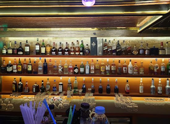 myanmar-burma/central-myanmar/bar/the-radio-bar