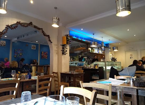 italy/monte-rosa/bar/oyster-pub