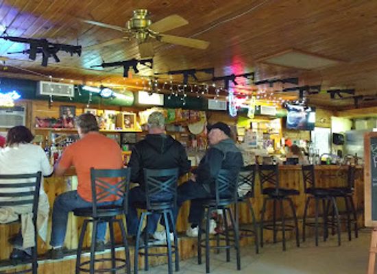 minnesota/minnesota-river-valley/bar/leaf-valley-mercantile-bar-grill