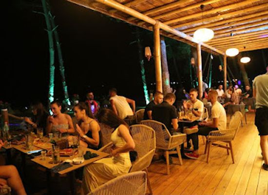 albania/lezhe/bar/havana-bar-restaurant