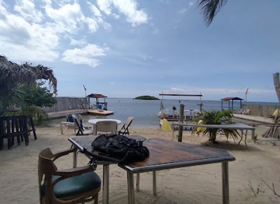 jamaica/cornwall-county/bar/memorabilia-restaurant-and-bar