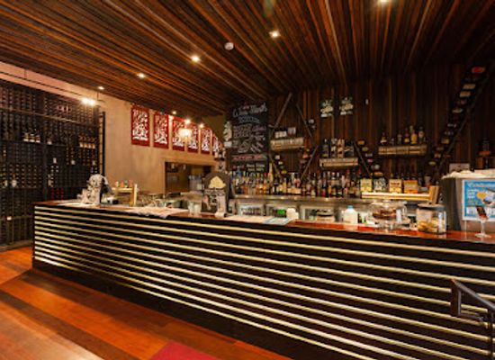 australia/brisbane/bar/platform-bar