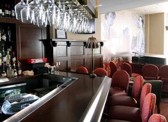 illinois/wabash-valley/bar/the-green-hat-lounge