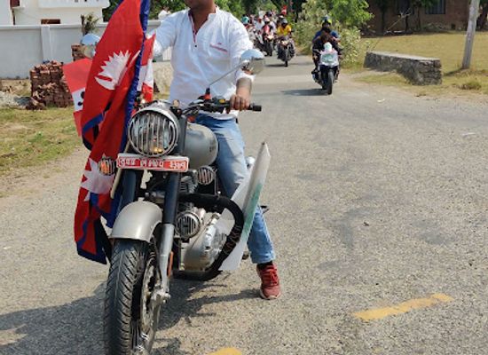 nepal/far-western-development-region/bar/betal-nasta-pasal