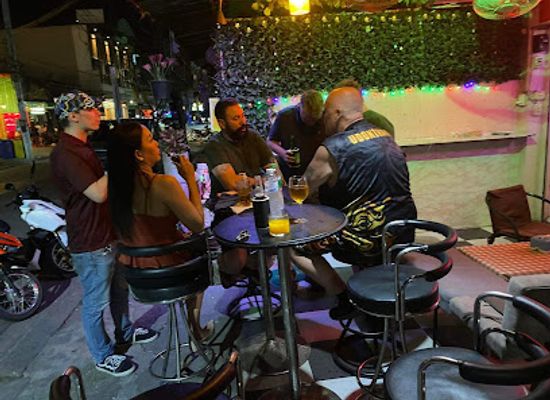 thailand/udon-thani/bar/tiffy