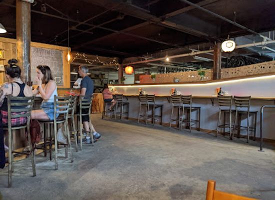 massachusetts/worcester/bar/wooden-bar