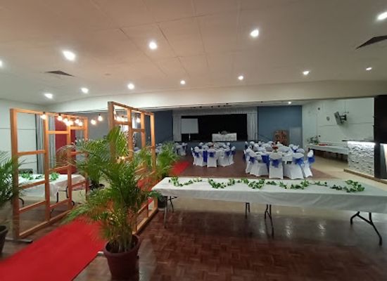 australia/atherton-tablelands/bar/atherton-international-club