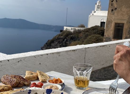greece/santorini/imerovigli/bar/altana-cafe-bar