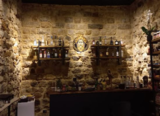lebanon/beqaa-valley/bar/zeus-bar-et-creperie