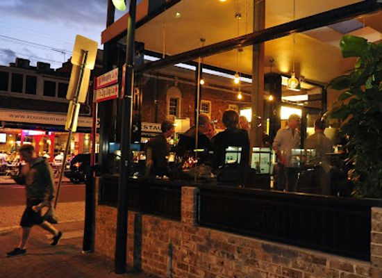 australia/far-west/bar/the-crow-bar
