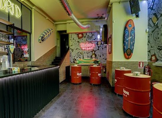 spain/madrid/bar/aki-madrid