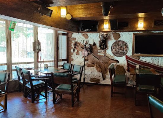moldova/lapusna-county/bar/lucky-7-pub-grill