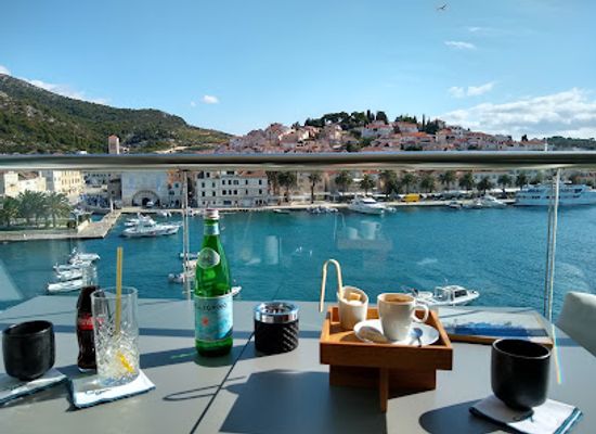 croatia/hvar/bar/adriana-roof-top-bar