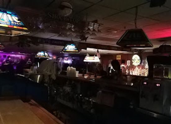 massachusetts/north-shore/bar/uncle-eddie-s-oceanside-tavern